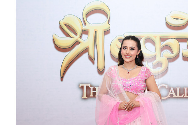 ‘श्री बुकुरोः द होम कलिङ’ लाई प्रिमियर शोमा उत्कृष्ट प्रतिक्रिया